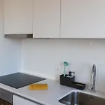 2c 3 Min From The 아파트
