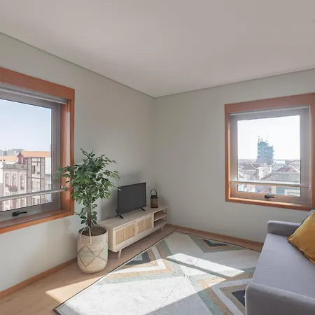 Apartment 2c 3 Min From The *